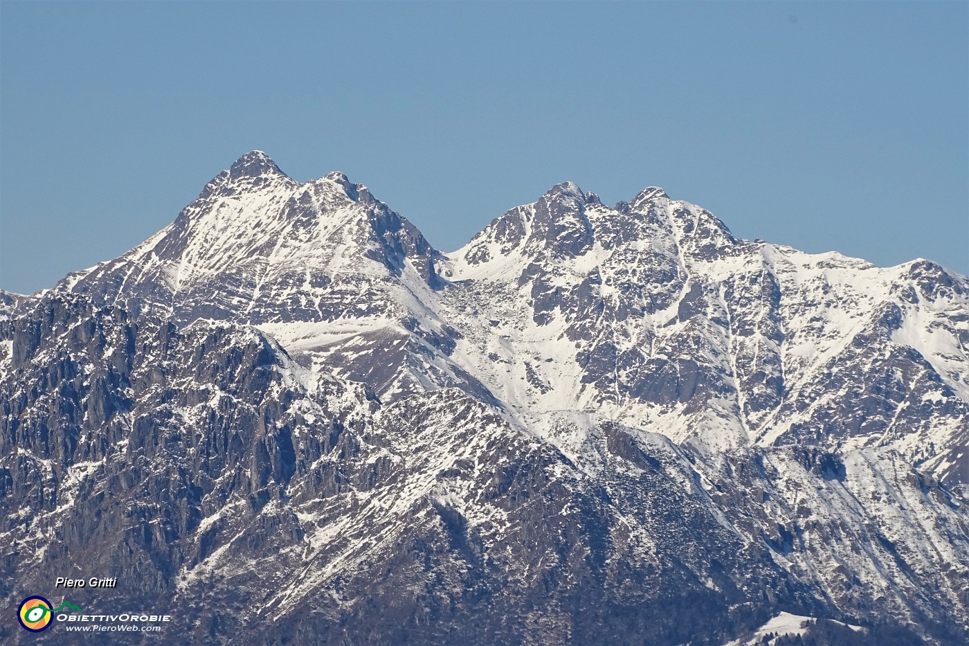 68 Zoom  verso Tre Signori e Trona.JPG